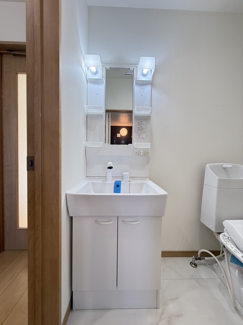 洗面設備　別号棟参考写真になります