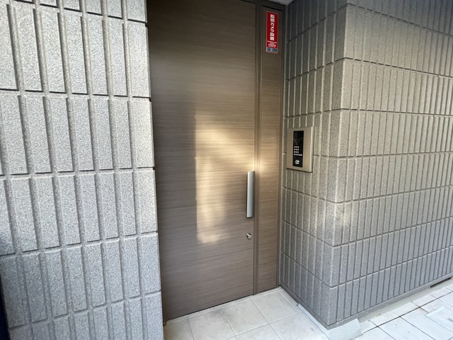 エントランス　★オートロック★