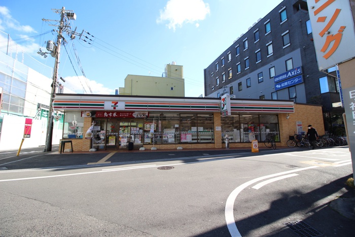 コンビニ　セブンイレブン堺東駅前店（コンビニ）まで400m
