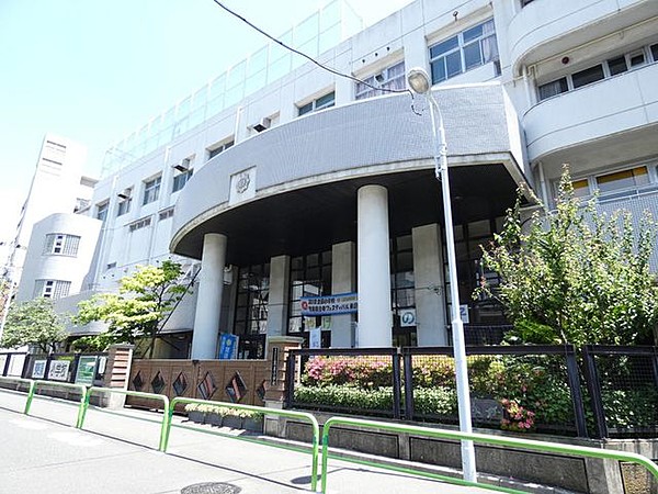 小学校　台東区立東泉小学校（小学校）まで440m