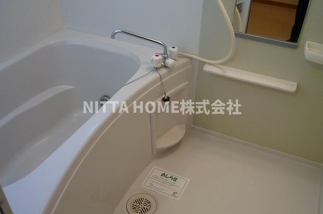 バス・シャワールーム　追い焚きや浴室乾燥機付き◇