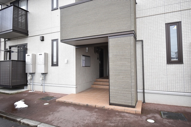 エントランス　エントランス