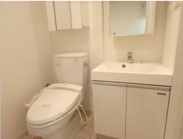 トイレ　別号室写真