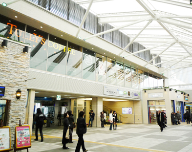 ショッピングセンター　小田急マルシェ新百合ヶ丘（ショッピングセンター）まで503m