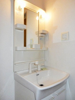 洗面設備　別号室内観です