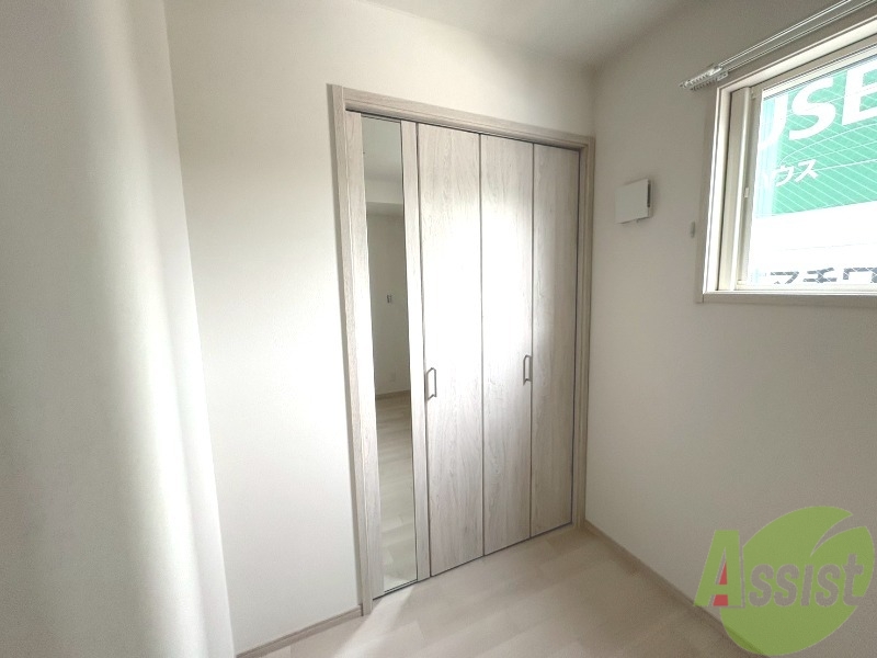 収納　クローゼットになります。荷物が沢山入ります。