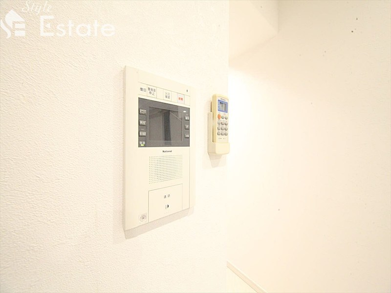 セキュリティ　モニター付きインターホン