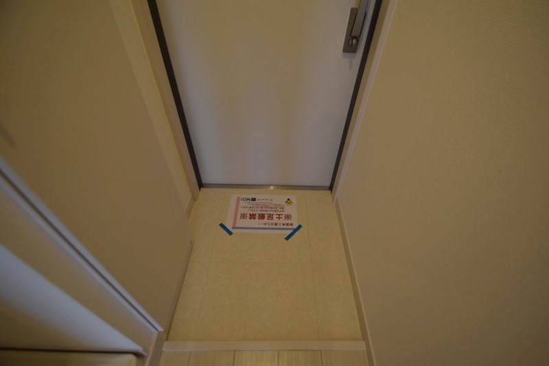 玄関　同タイプ別部屋参考写真