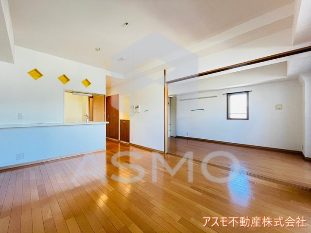 居室・リビング　同マンション別部屋　参考写真