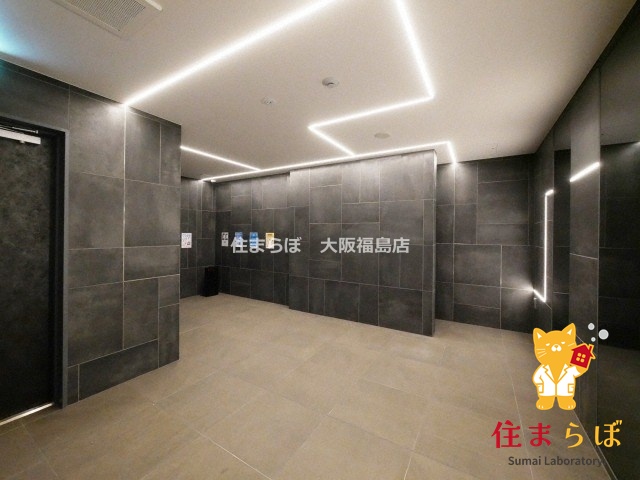 エントランス　共用部の印象も大切に