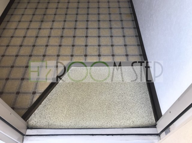 玄関　※別部屋参考写真