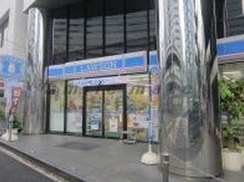 コンビニ　ローソン 金港町店（コンビニ）まで602m