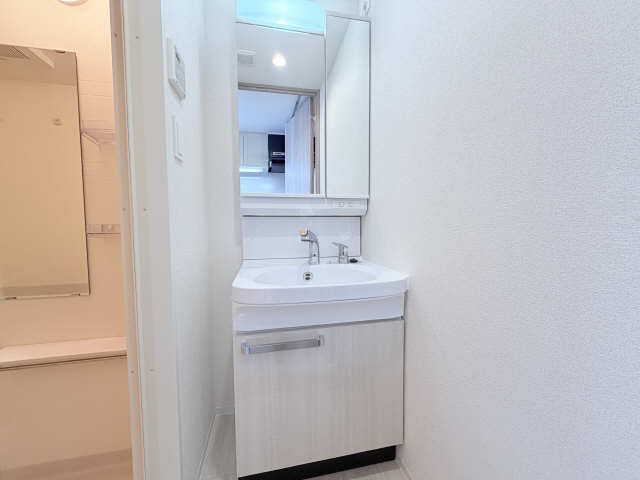 洗面設備　8号室の写真です。