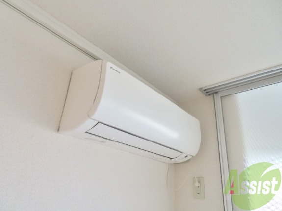 その他設備　リビングにエアコン設置してあります、暑い日も寒い日も快適です