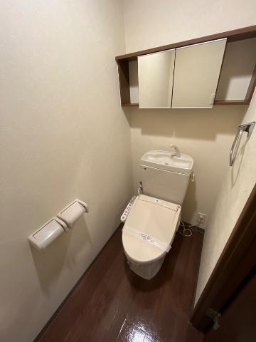 トイレ　シャワー付トイレ