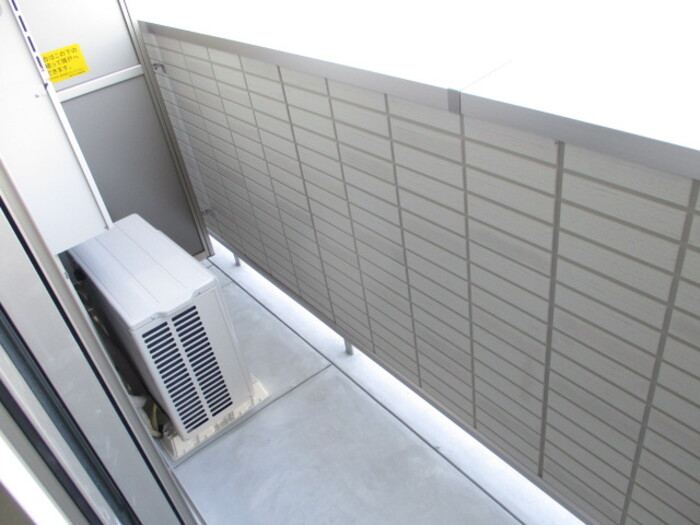 バルコニー　陽当たり良好なバルコニーです♪