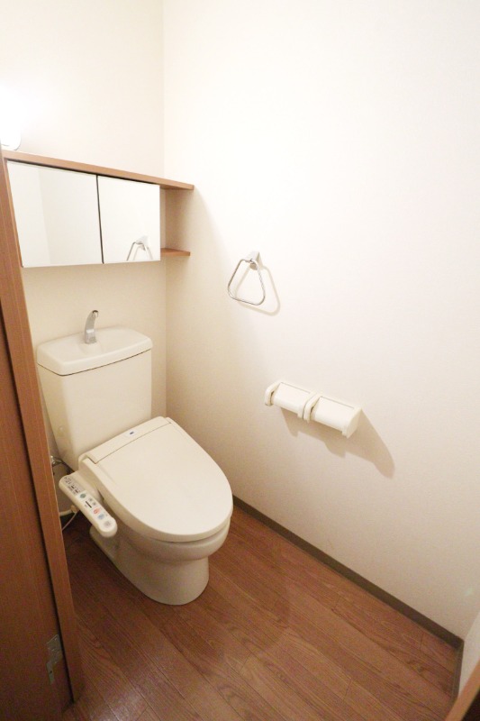 トイレ　図面と現状に相違がある場合には現状を優先