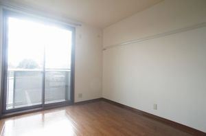 その他部屋・スペース　リビング隣の洋室