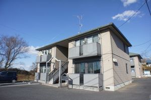 建物外観　駐車場２台付き♪