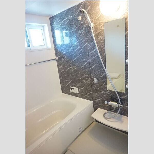 バス・シャワールーム　一坪風呂