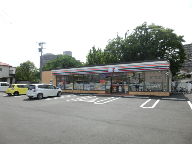 コンビニ　セブンイレブン 浜松成子町店（コンビニ）まで378m