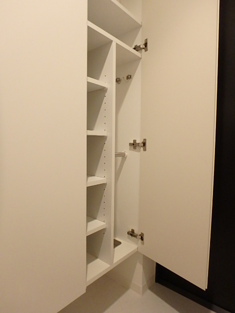 収納　◆シューズクローゼット◆