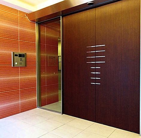 エントランス　おしゃれなエントランス