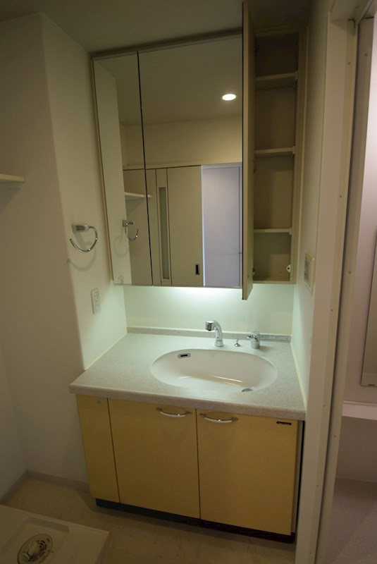 洗面設備　別部屋参考写真