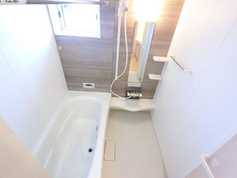 バス・シャワールーム　図面と現状に相違がある場合には現状を優先