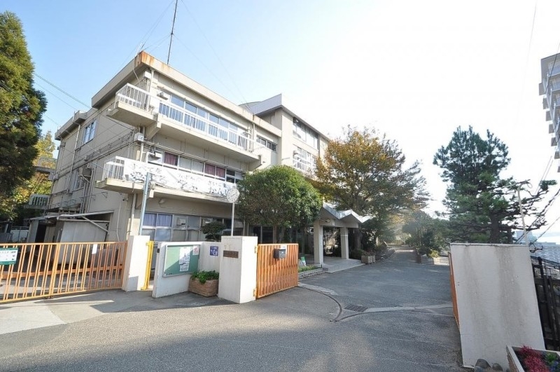 小学校　神戸市立東舞子小学校（小学校）まで469m