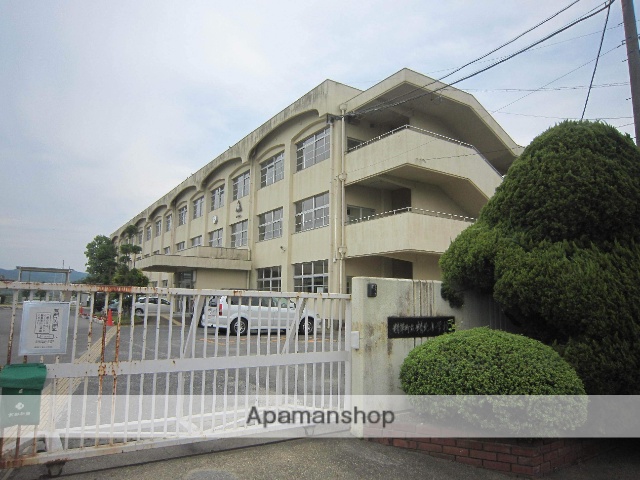 小学校　精華町立小学校精北小学校（小学校）まで336m