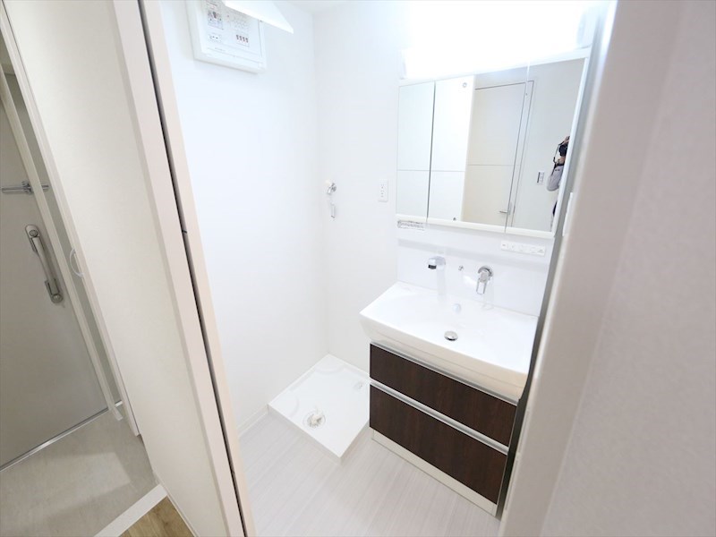 洗面設備　脱衣所　独立洗面台（シャンプードレッサー）