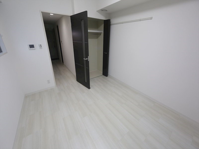 その他　洋室7.2帖　クローゼット付（収納充実してます）