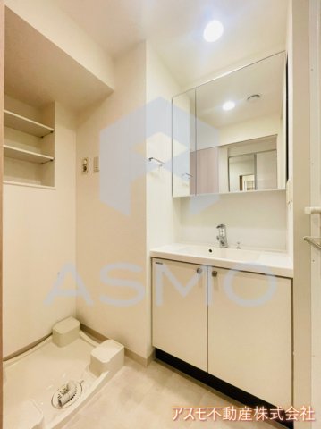 洗面設備　同マンション別部屋参考写真