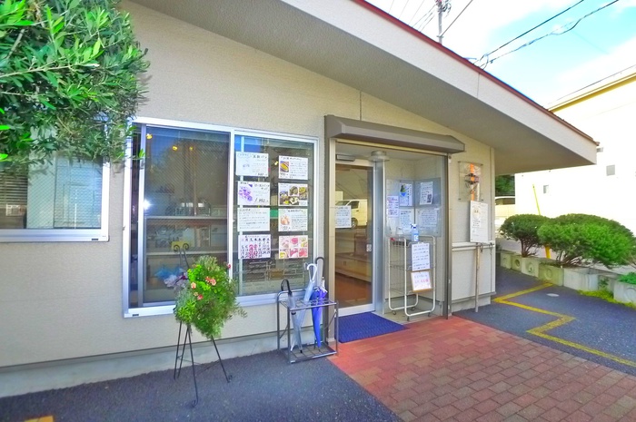 その他　コンコルド　パン屋（その他）まで440m