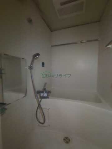 バス・シャワールーム　別部屋の参考写真になります。