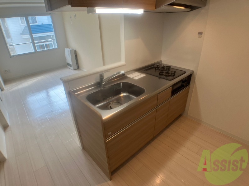 キッチン　キッチンはスペースも広々していて使いやすそうですよ！