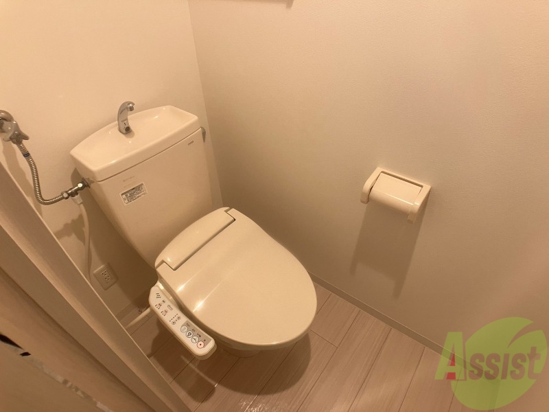 トイレ　トイレです。ウォシュレット付を探している方、おすすめです。