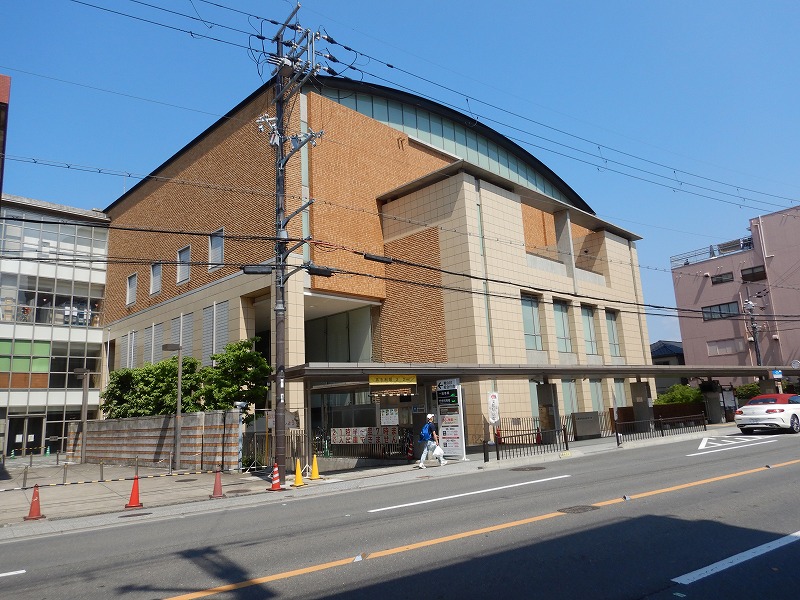 役所　京都市東山区役所（役所）まで555m