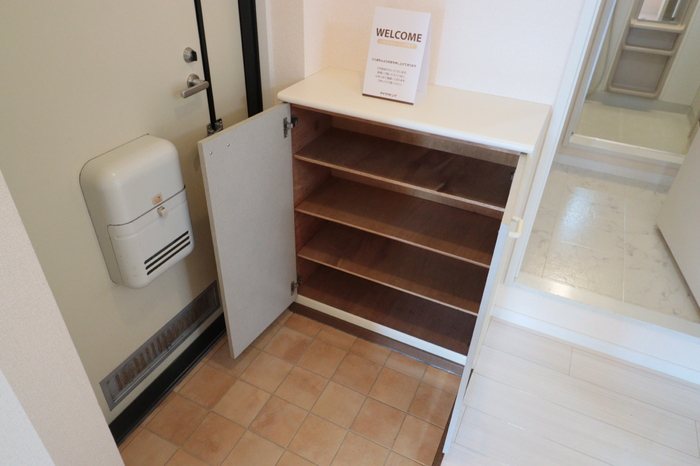 玄関　お問合せは048-772-8202