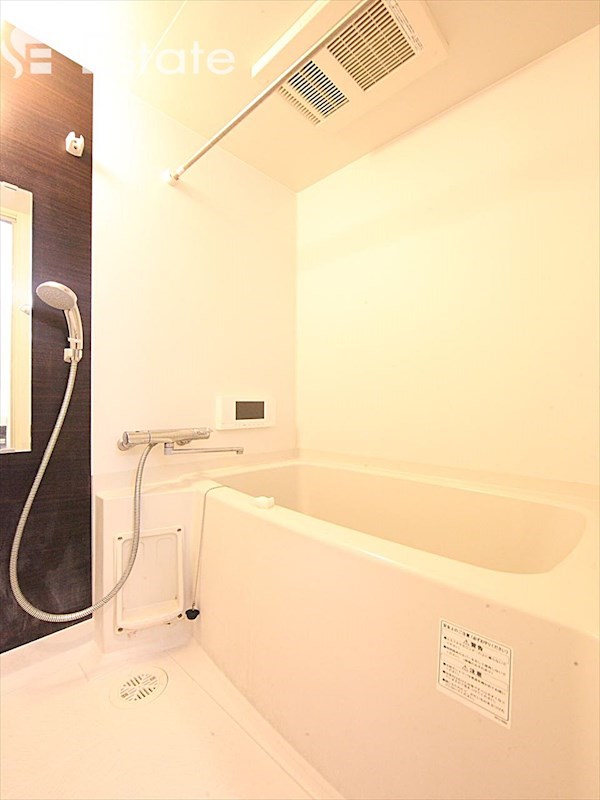 バス・シャワールーム　バスルーム