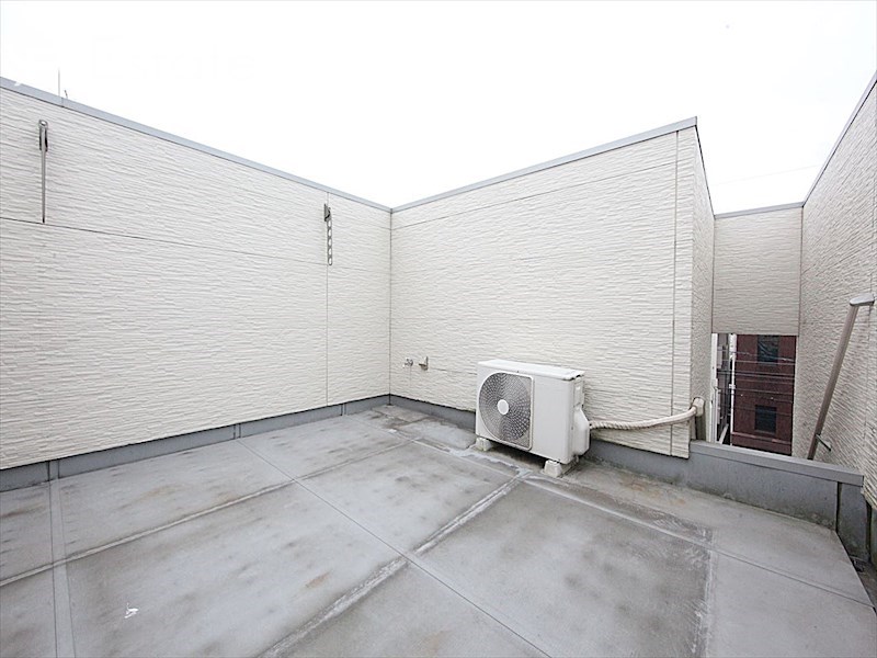 バルコニー　バルコニー