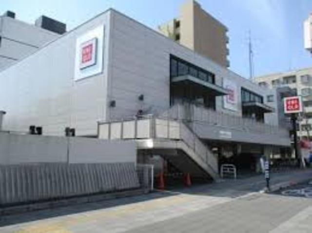 ショッピングセンター　ユニクロ五条丹波口店（ショッピングセンター）まで364m