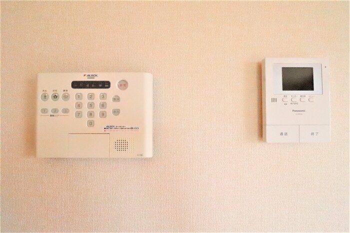 セキュリティ　※別号室写真参照