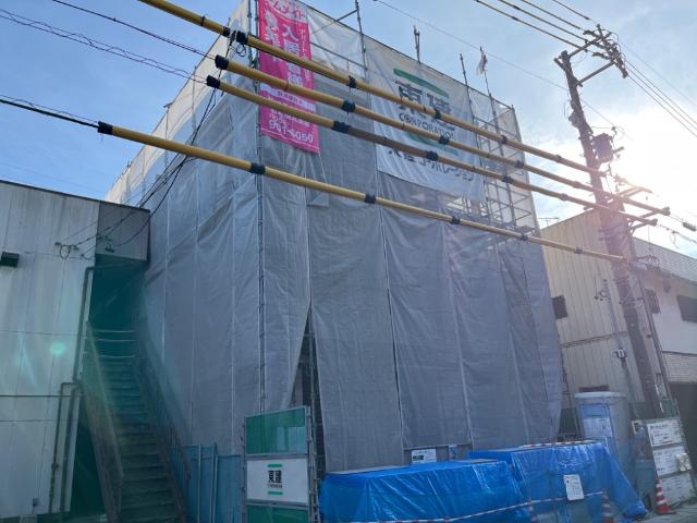 建物外観　建築現場