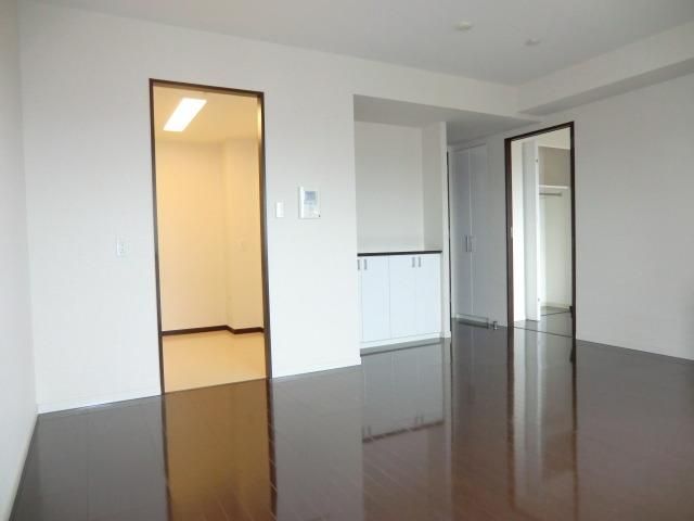 居室・リビング　★12.4帖のゆったりLDK★