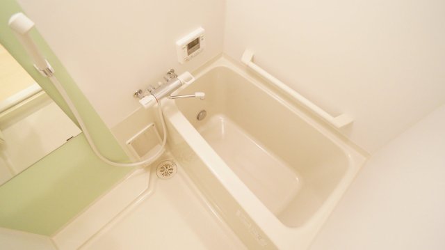 バス・シャワールーム　シンプルで使いやすいお風呂