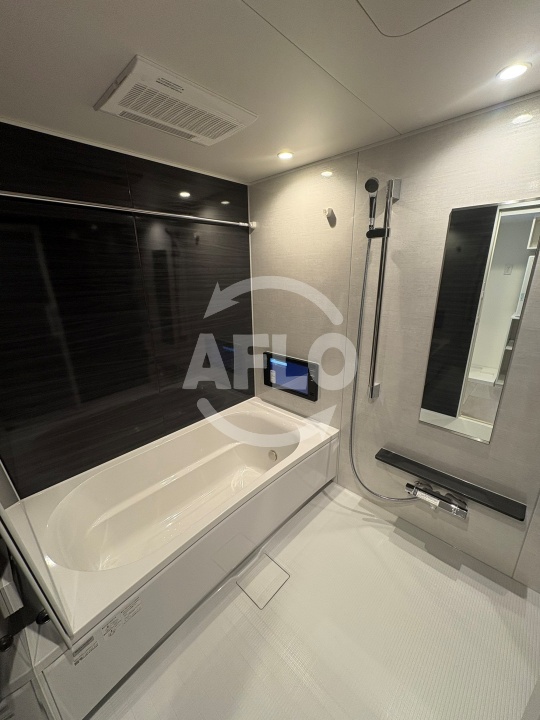 バス・シャワールーム　コンフォリア・リヴ谷町四丁目　風呂