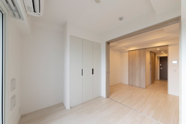 居室・リビング　ゆったりした洋室です