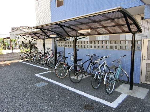 駐車場　駐輪場